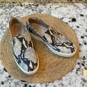 SOUL-by Naturalizer Snake Print Slip-on Sneaker 7.5 M